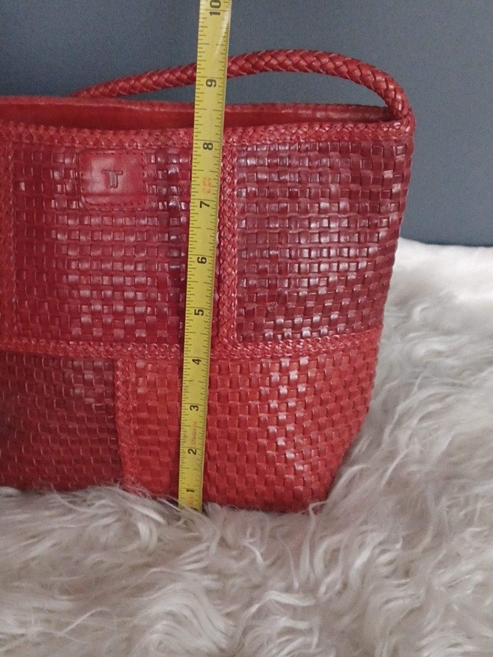 Woven Brazilian Leather Shoulder Bag - Picture 12 of 16
